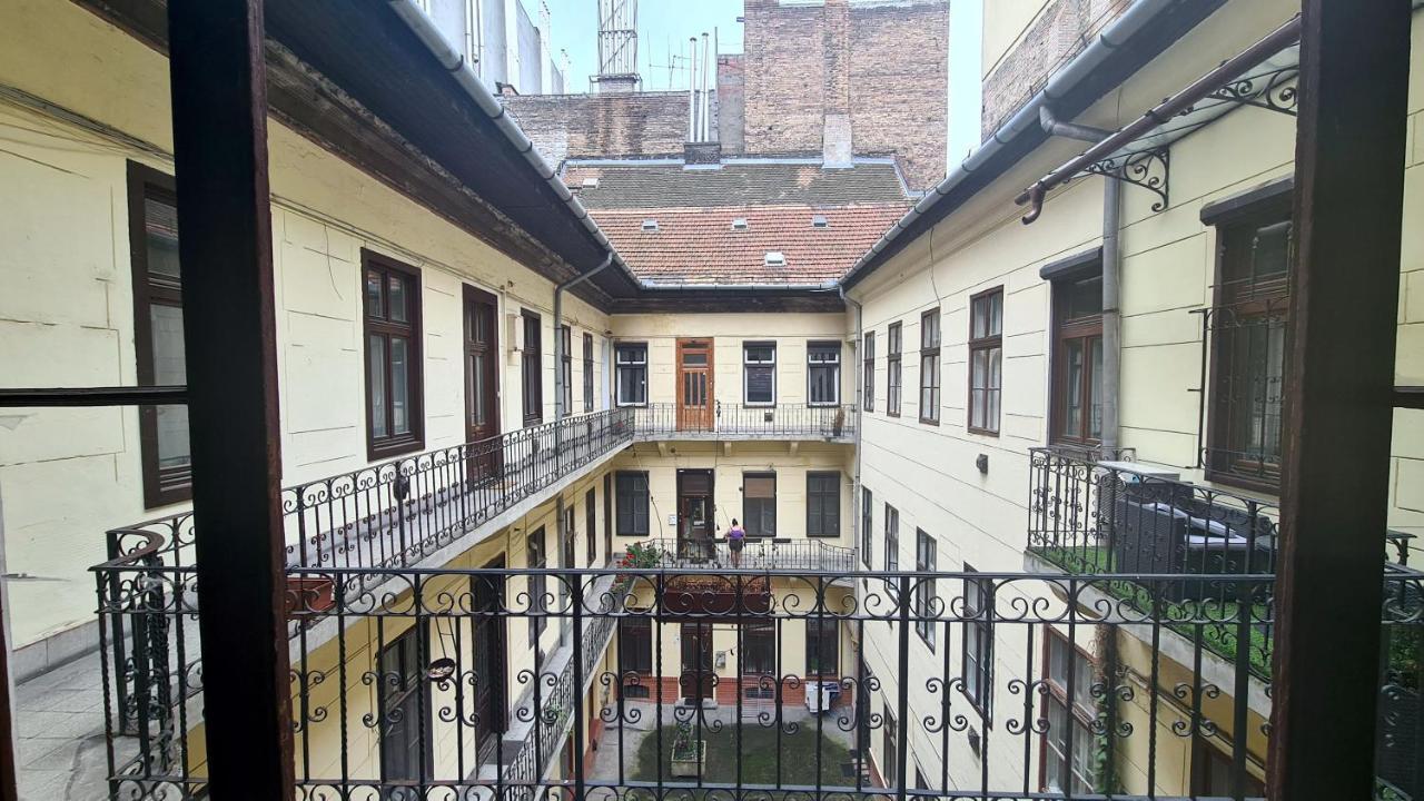 Downtown Akacfa Lejlighed Budapest Eksteriør billede